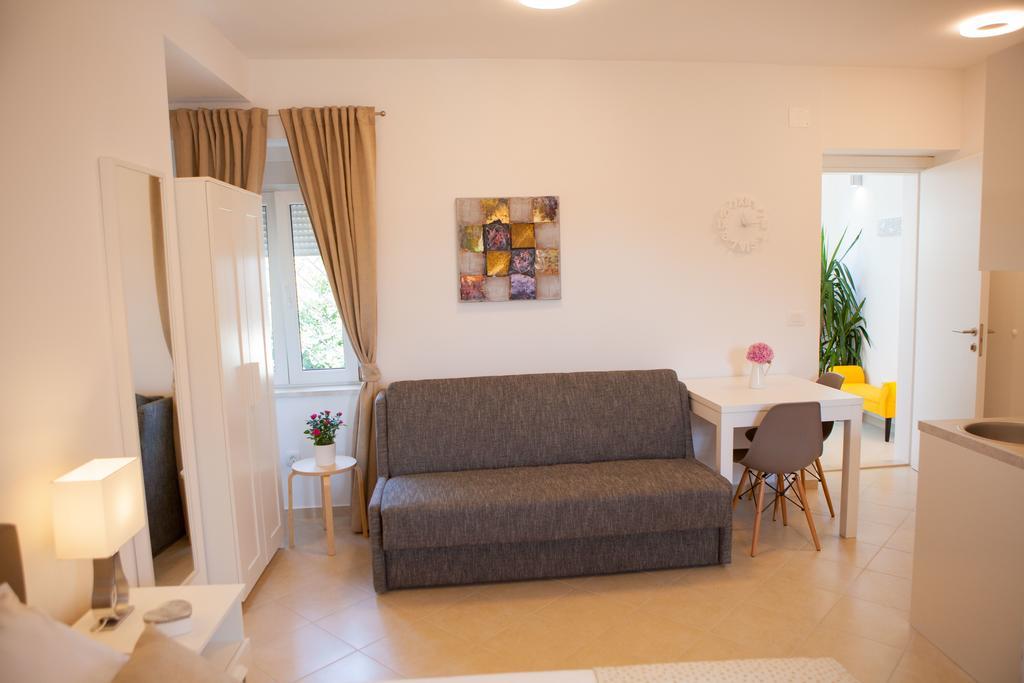 Summer Lounge Apartments Сплит Екстериор снимка